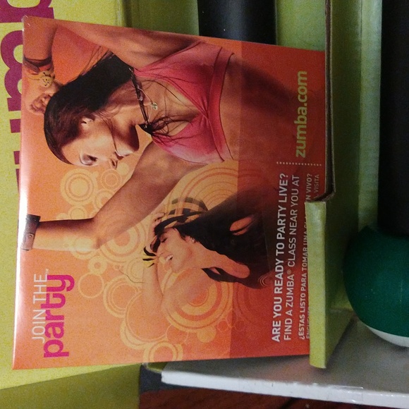 Nwot. Zumba fitness kit. - Picture 6 of 7